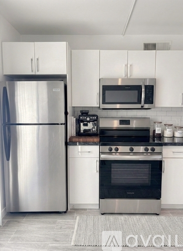 3105 E Fairmount Ave, Unit 4 Rental photo 2